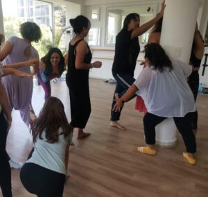 Danzaterapia: Sanación Emocional y Física a Través del Movimiento